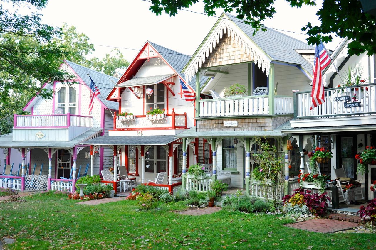 Pequot Hotel Оук Блъфс Екстериор снимка